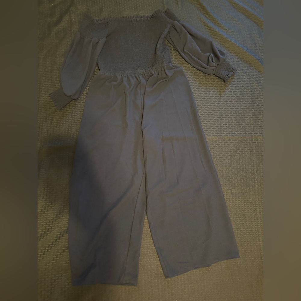 1. State Navy blue Off the shoulder jumpsuit size S